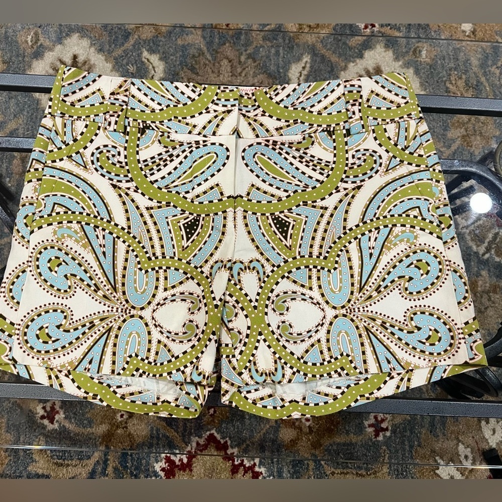J Crew Patterned Green and Blue Women's Shorts - Picture 3 of 11